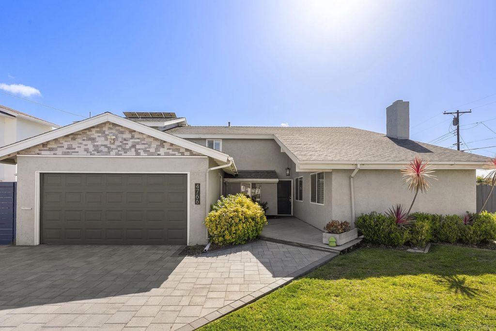 Photo of 4766 Mount Cervin Dr, San Diego, CA 92117 (MLS # 260006049)
