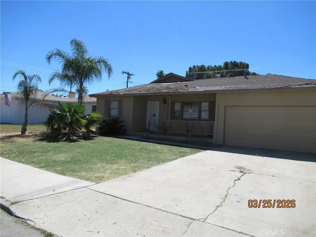 Photo of 410 Virginia Dr, San Jacinto, CA 92583 (MLS # SW26100189)