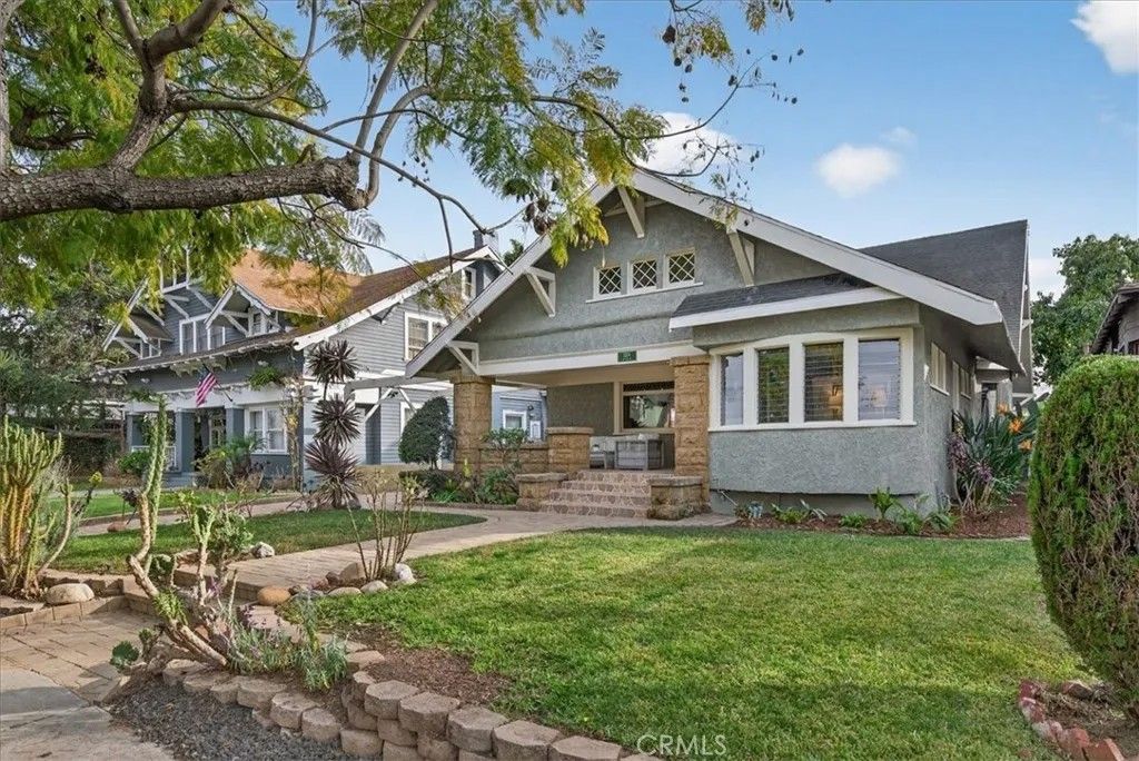 Photo of 2274 W 21st Street, Los Angeles, CA 90018 (MLS # IG26054363)