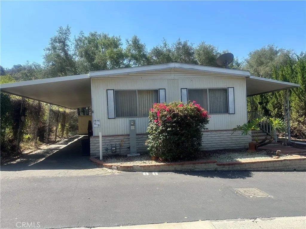 Photo of 4747 Oak Crest Road #88, Fallbrook, CA 92028 (MLS # SW26158110)