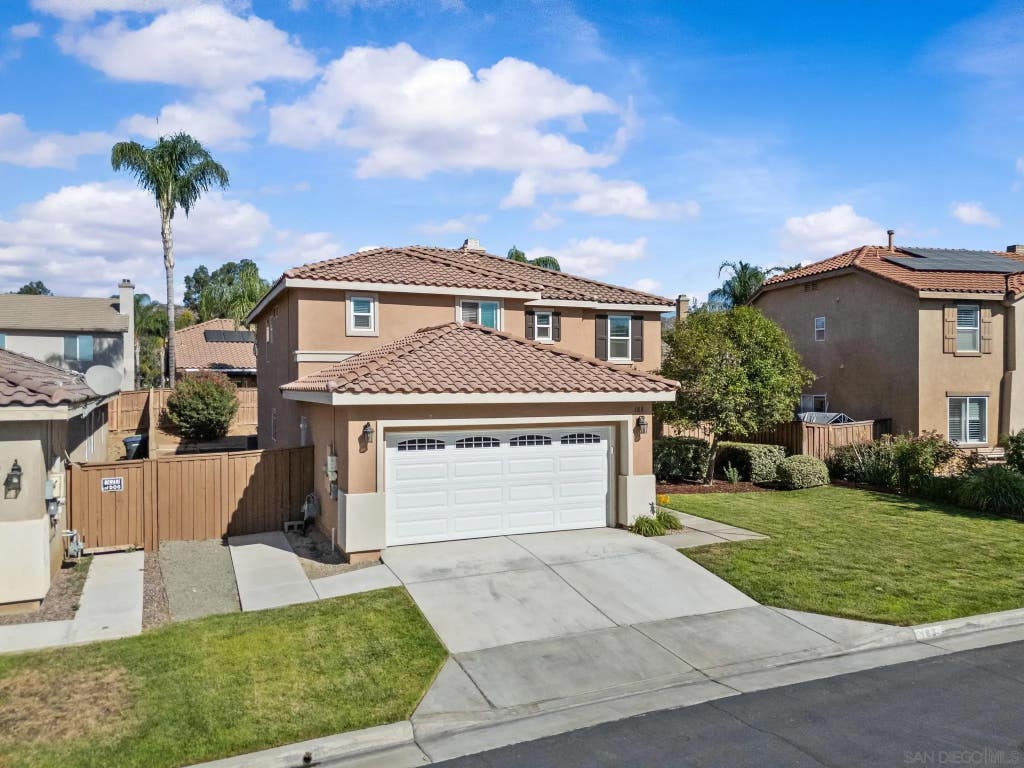 Photo of 183 La Amistad Way, Hemet, CA 92545 (MLS # 260018272)