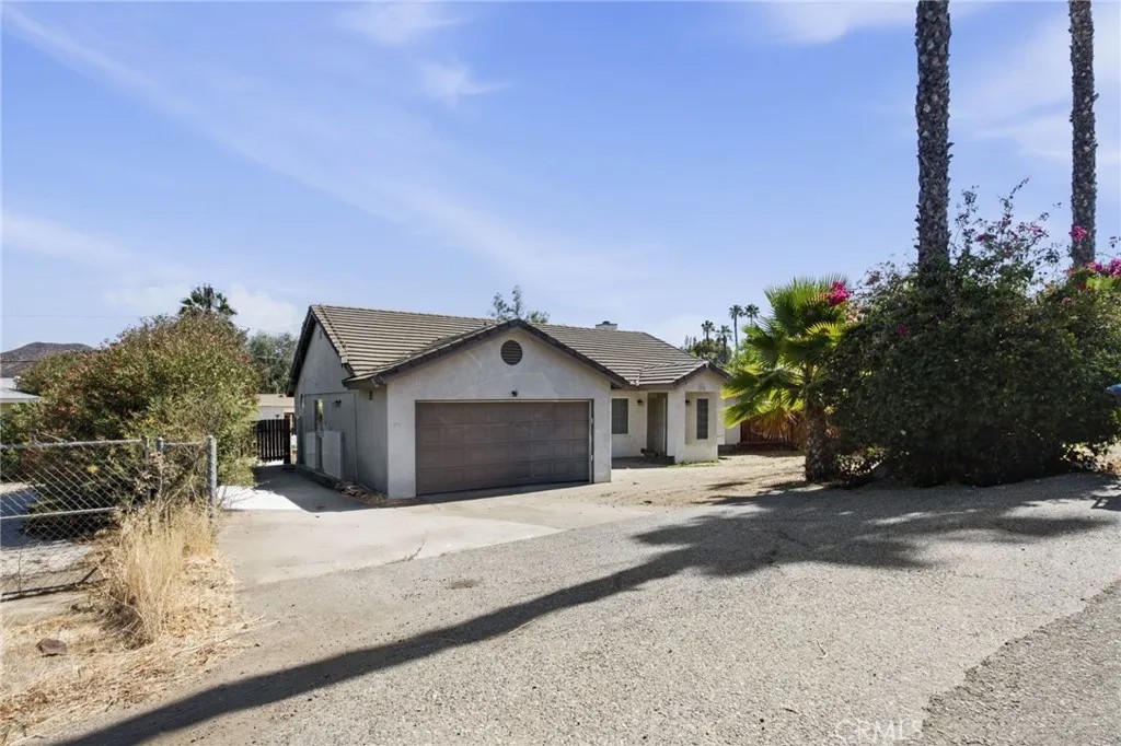 23745 Casa Bonita Ave