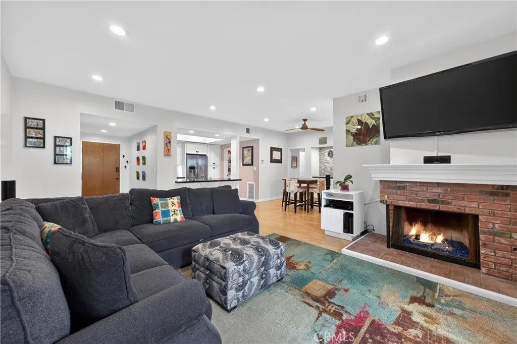 Photo of 8180 Manitoba, Playa Del Rey, CA 90293 (MLS # CV26089586)