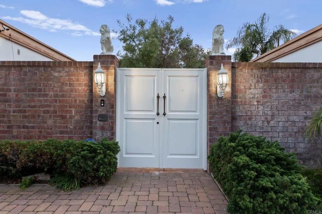 Photo of 7343 Almaden Lane, Carlsbad, CA 92009 (MLS # NDP2510928)