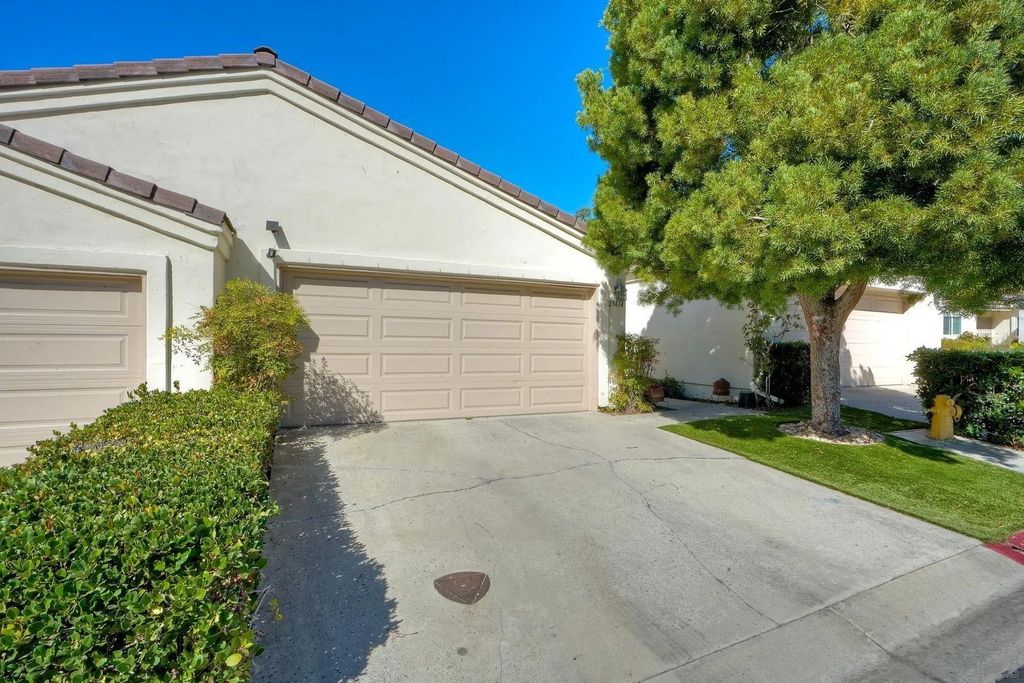Photo of 29414 Circle R Greens Drive, Escondido, CA 92026 (MLS # 250043375)