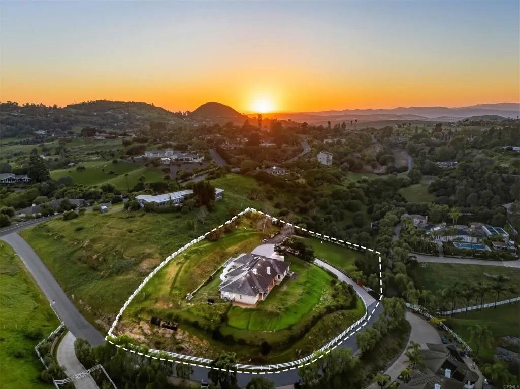 Photo of 4712 Briana Court, Fallbrook, CA 92028 (MLS # NDP2601102)