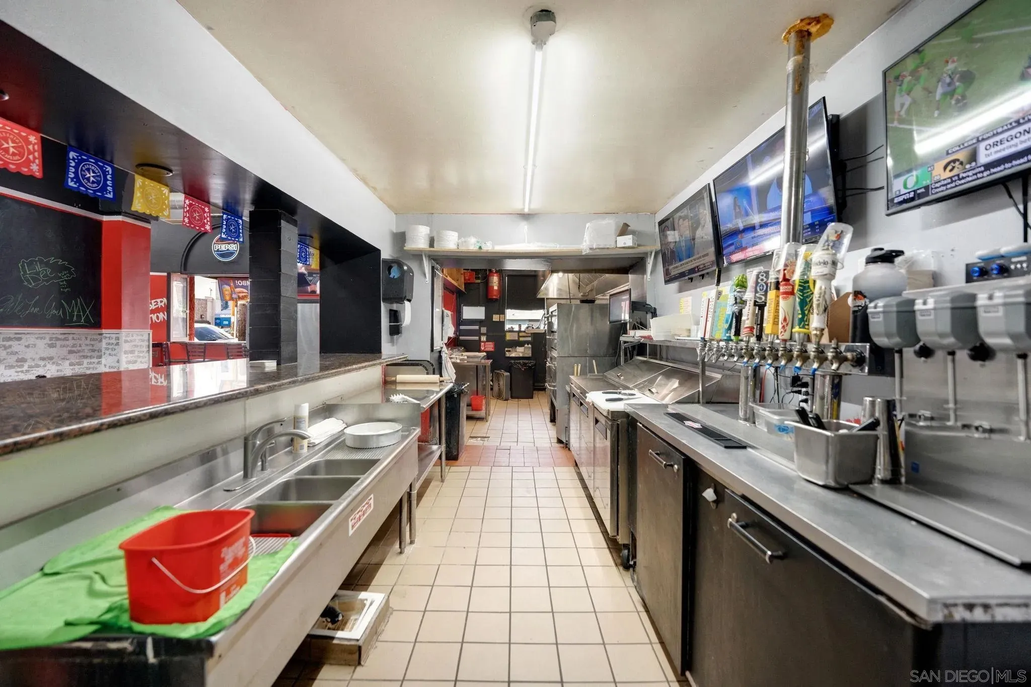 San Diego, California 92107, United States, ,Commercial,Active,241649