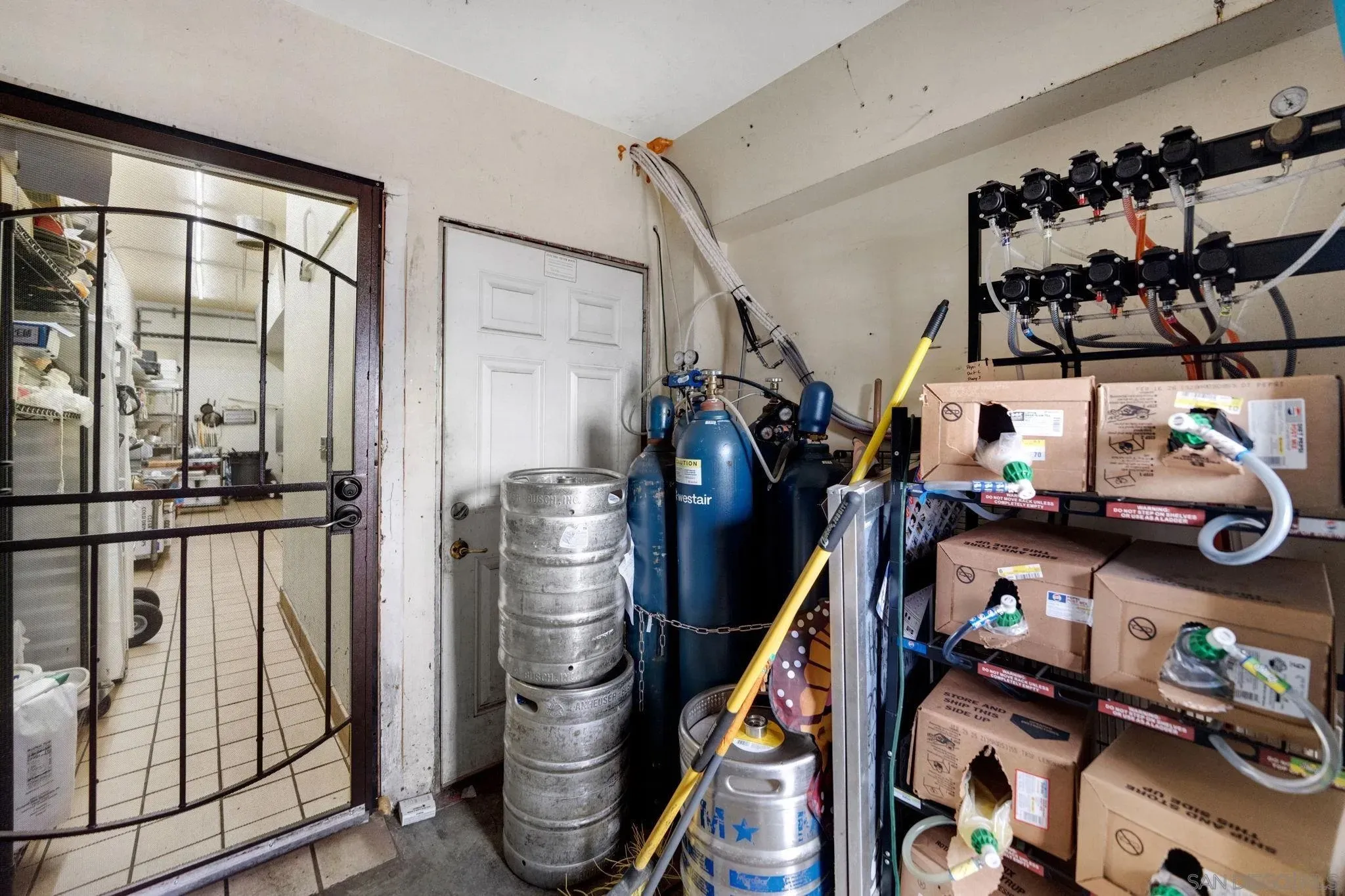 San Diego, California 92107, United States, ,Commercial,Active,241649