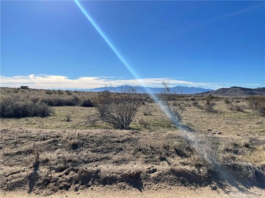 Photo of 0 Shadow Mountain Road, Adelanto, CA 92301 (MLS # CV26004791)