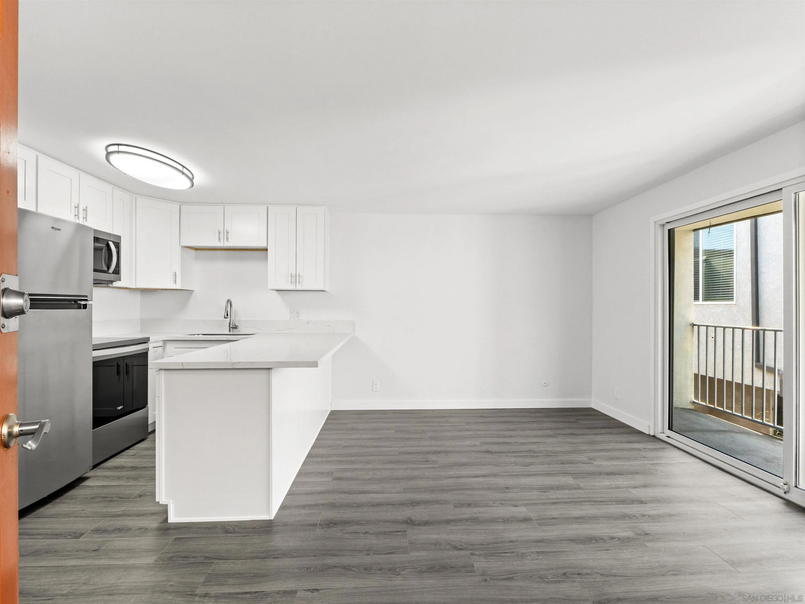 4057 Brant St UNIT 8