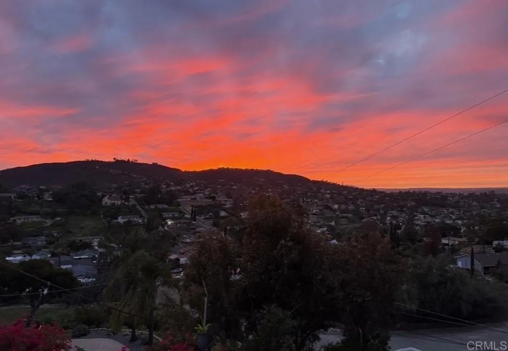 12135 Los Amigos Way