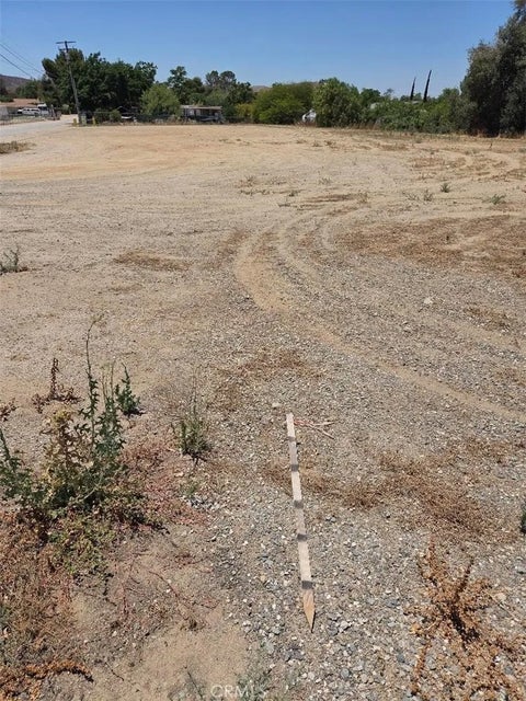 Photo of 0 Illinois, Lake Elsinore, CA 92530 (MLS # CV26122931)