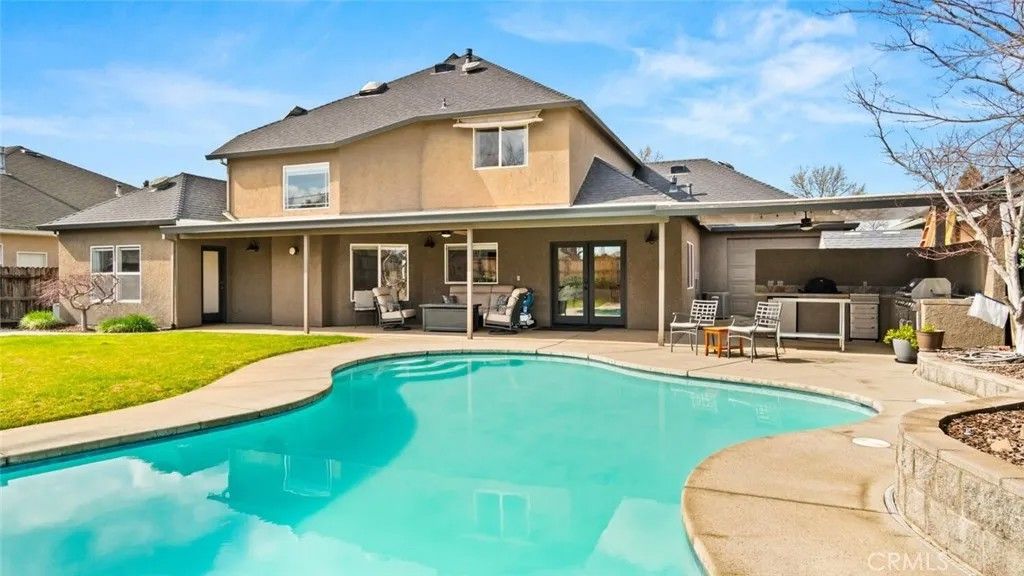 Photo of 2 Lanai Court, Chico, CA 95973 (MLS # SN26042086)