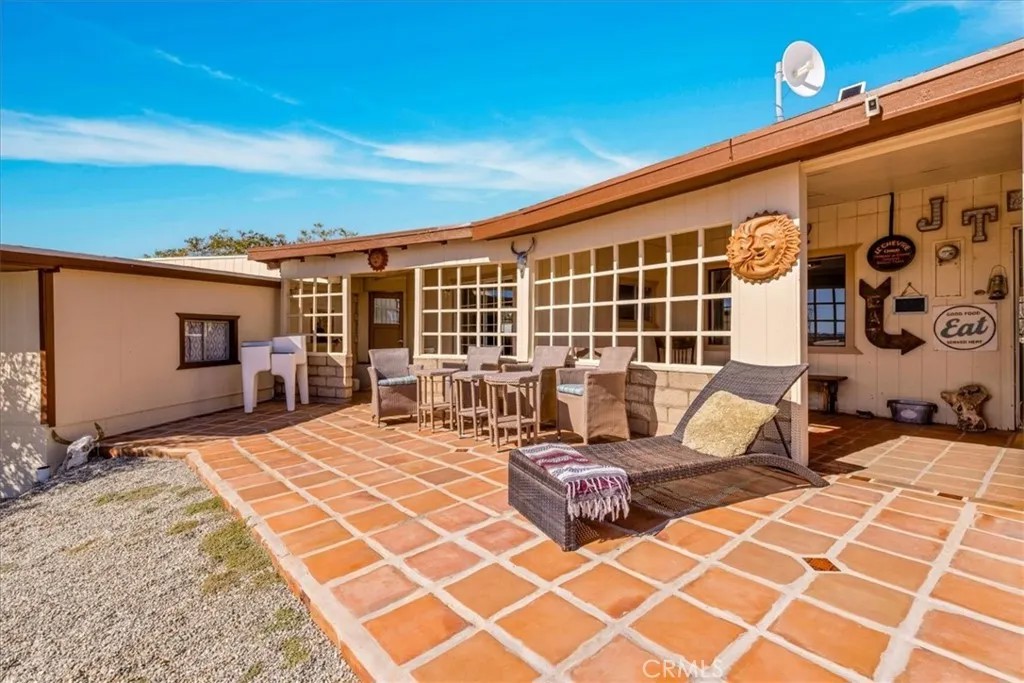 3707 Indio Ave