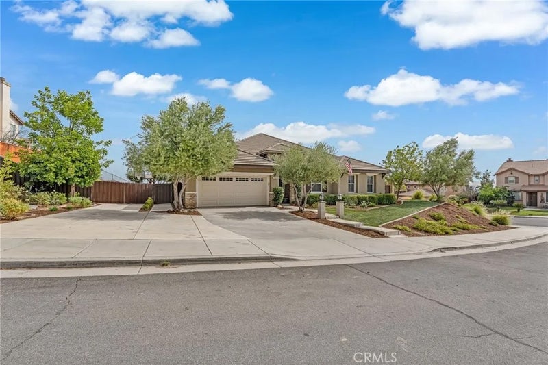 23649 Bellwood Court