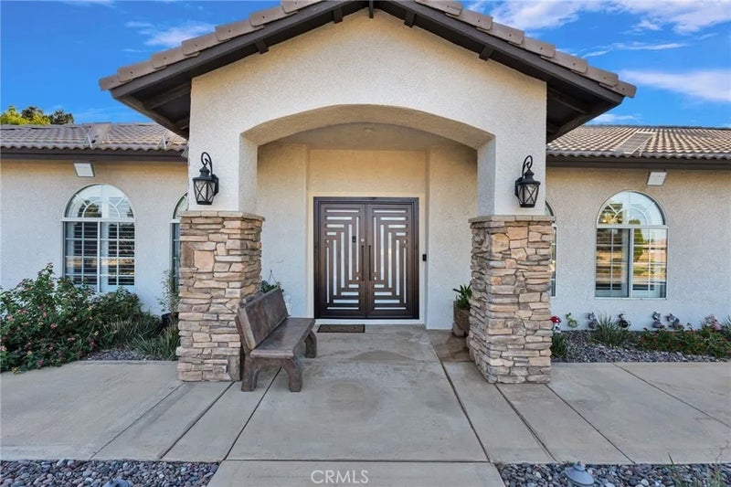 6980 Oak View Court