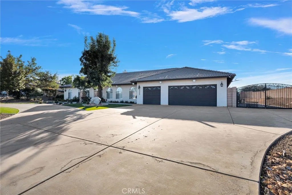 6980 Oak View Court