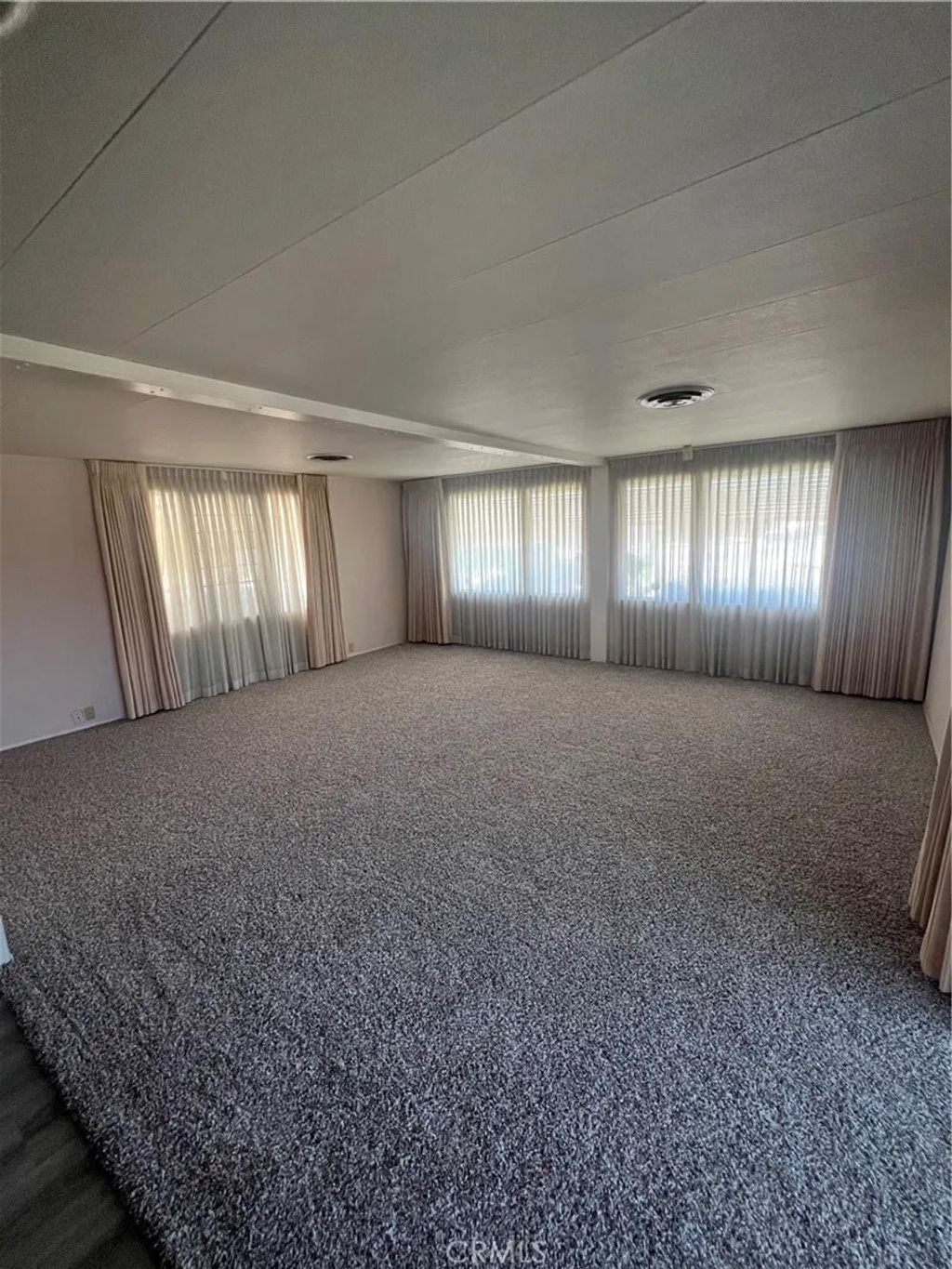 Photo of 900 Johnston Ave, Hemet, CA 92543 (MLS # SW26059317)