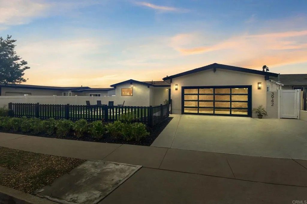 Photo of 3942 Mount Acadia Boulevard, San Diego, CA 92111 (MLS # PTP2509327)