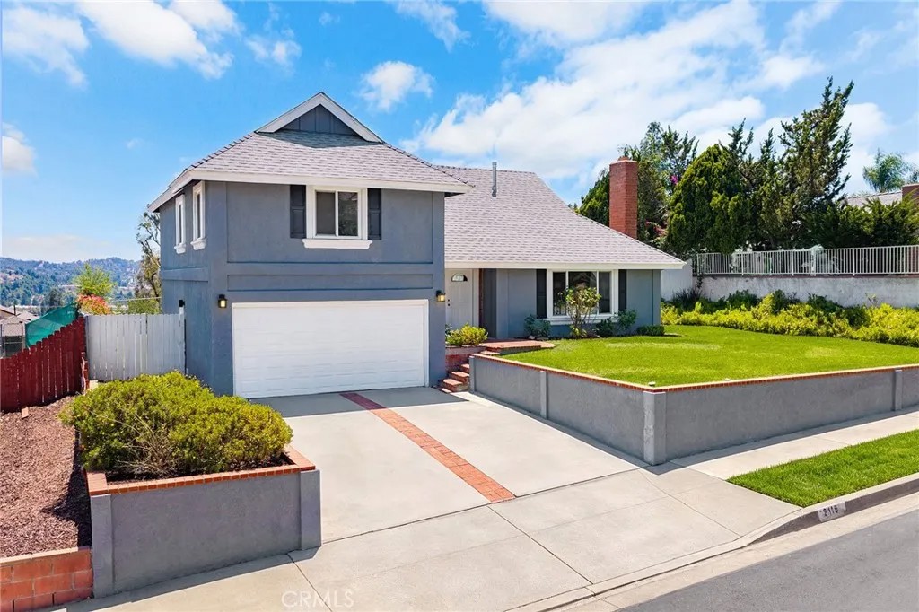 2115 Tierra Loma Drive