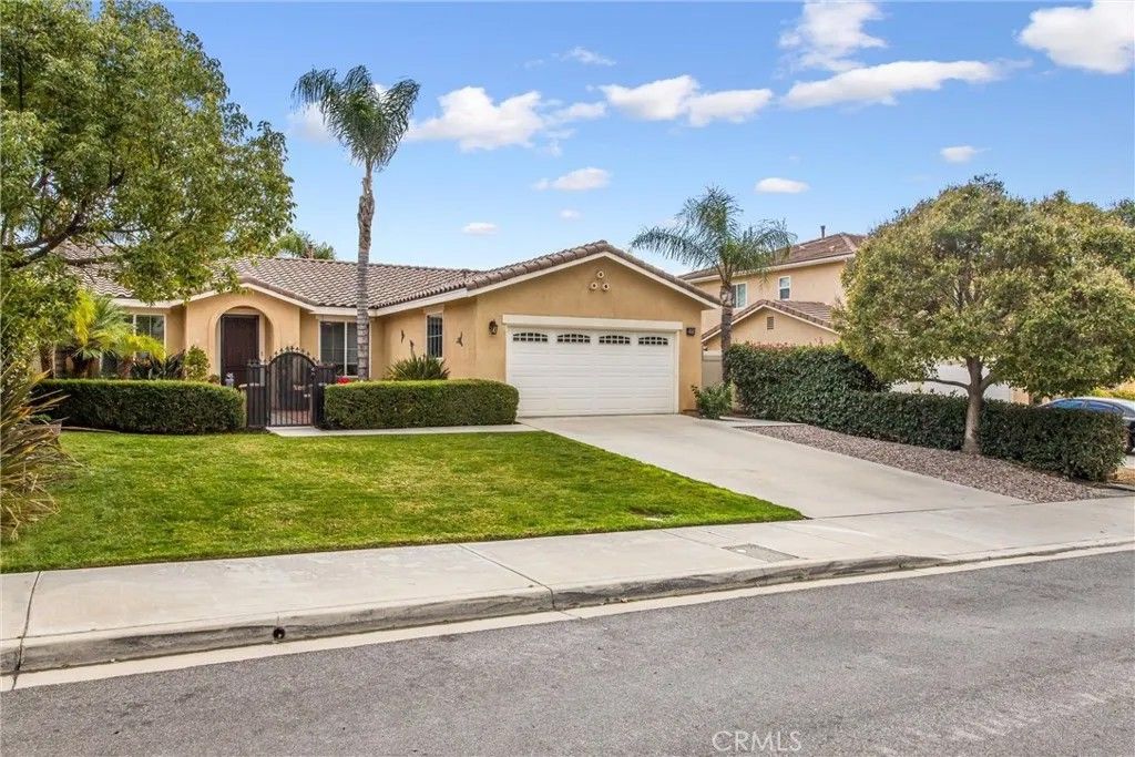 Photo of 31025 Quarry St, Mentone, CA 92359 (MLS # IG26039772)