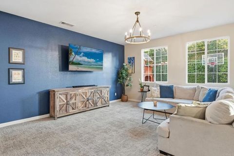 3413 Arborview Drive San Marcos CA 92078