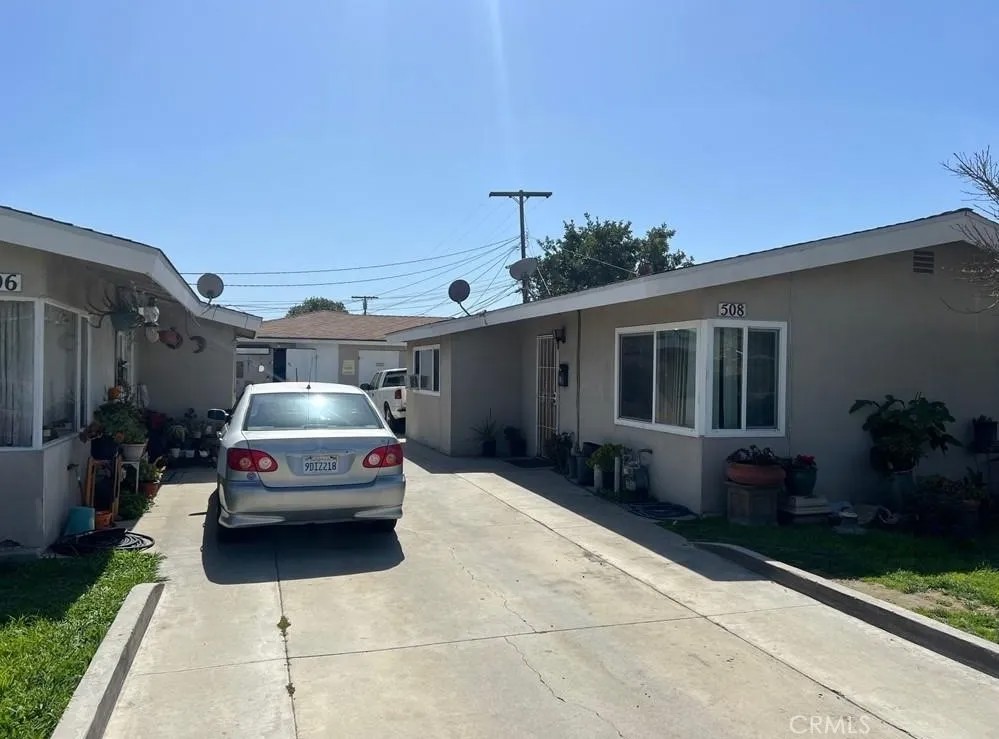 508 W Edinger