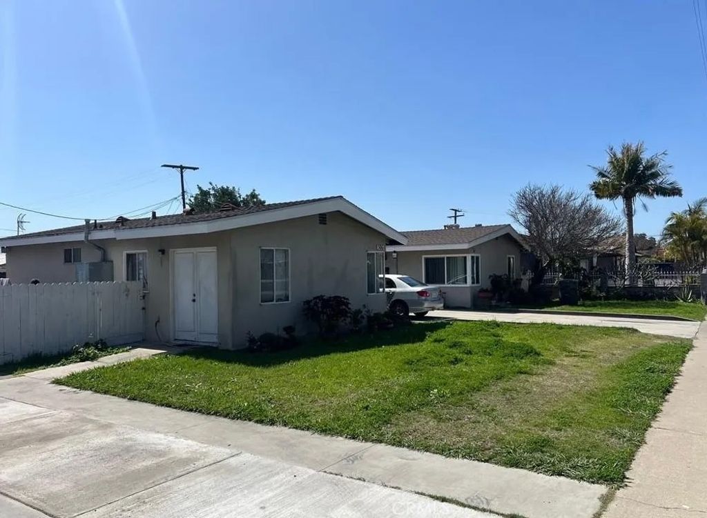 Photo of 508 W Edinger Ave, Santa Ana, CA 92707 (MLS # OC26050036)