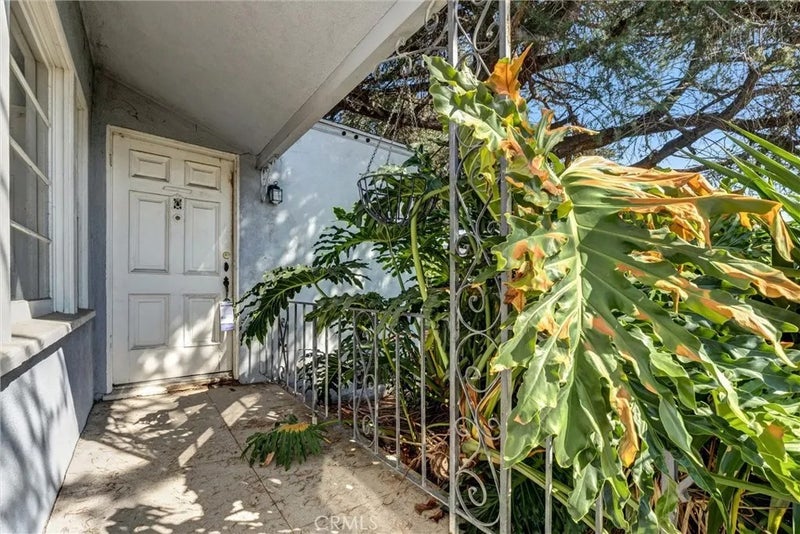 411 N Glenwood Place