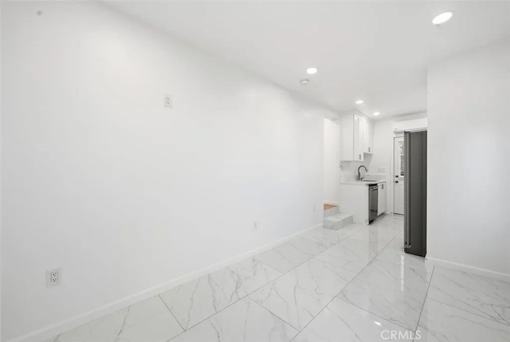 Photo of 220 39th St #A, Manhattan Beach, CA 90266 (MLS # SB26021442)