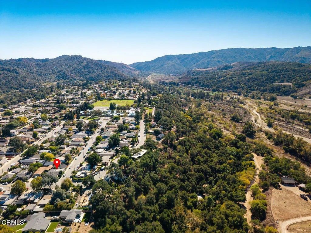 Photo of 386 Larmier Avenue, Oak View, CA 93022 (MLS # V1-34082)