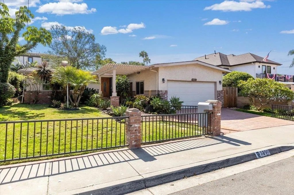 3230 EUREKA PLACE