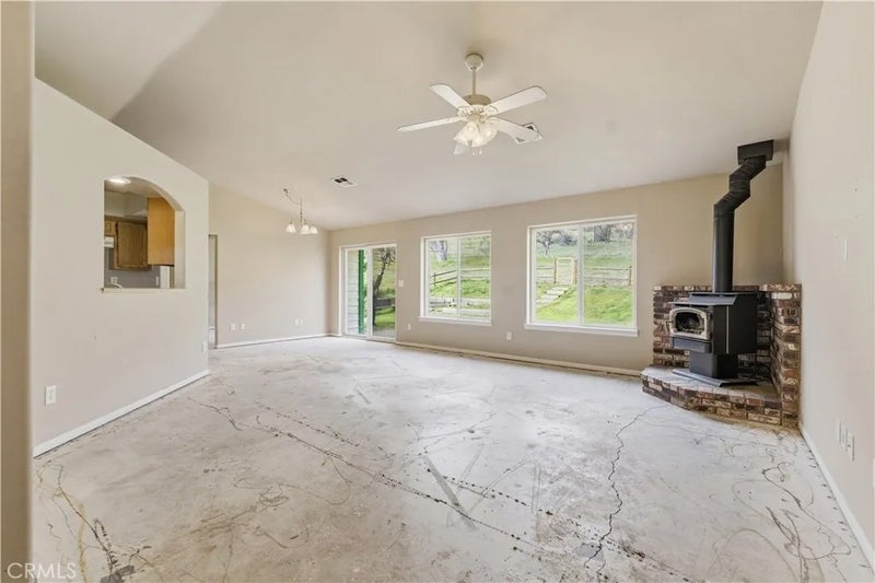 21276 White Pine 39