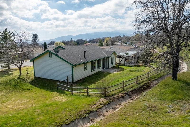21276 White Pine 39