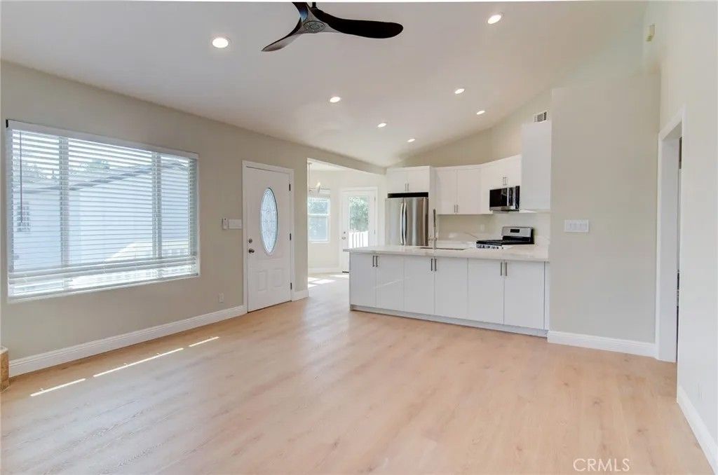 Photo of 527 Westminster Ave, Newport Beach, CA 92663 (MLS # OC26067949)