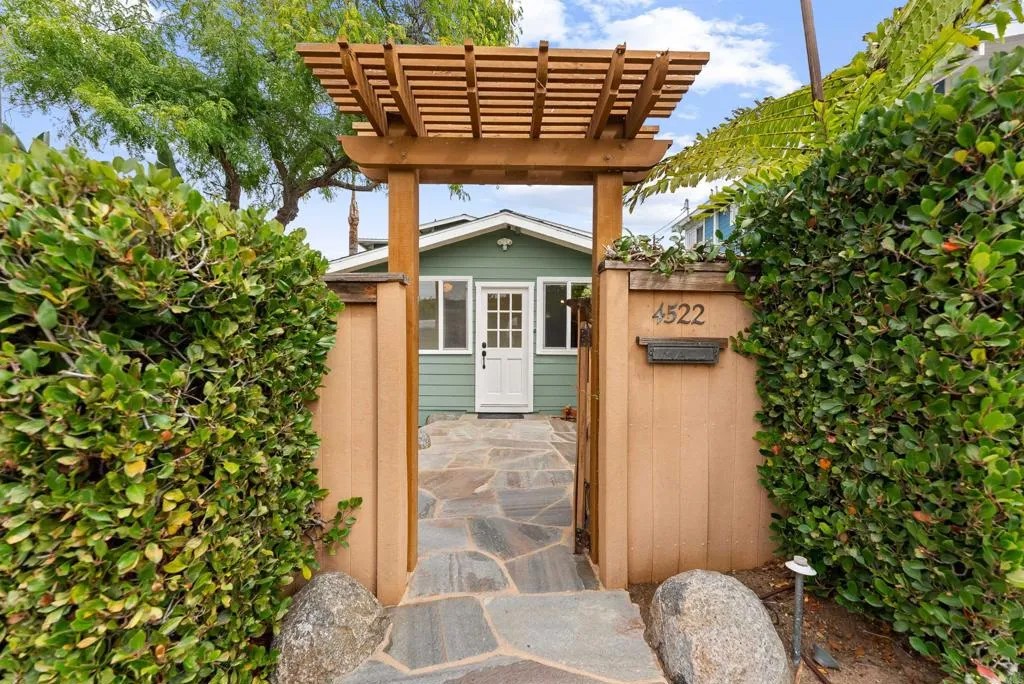 4522 Brighton Avenue