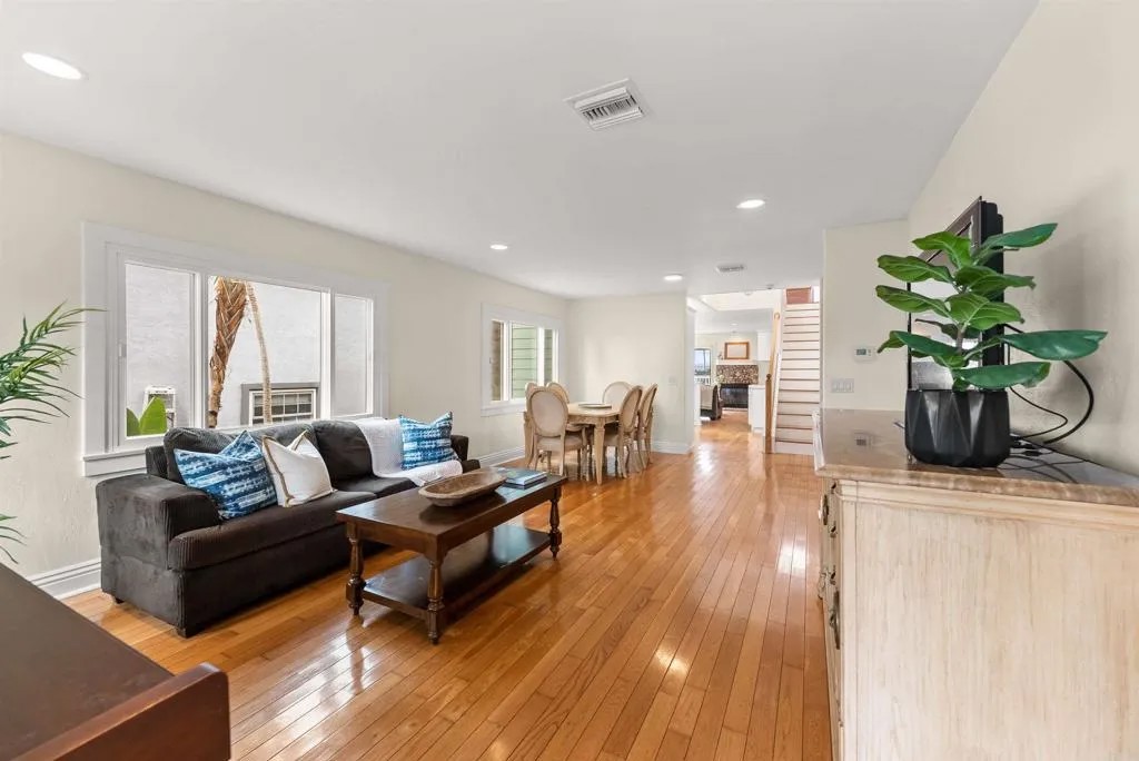 4522 Brighton Avenue