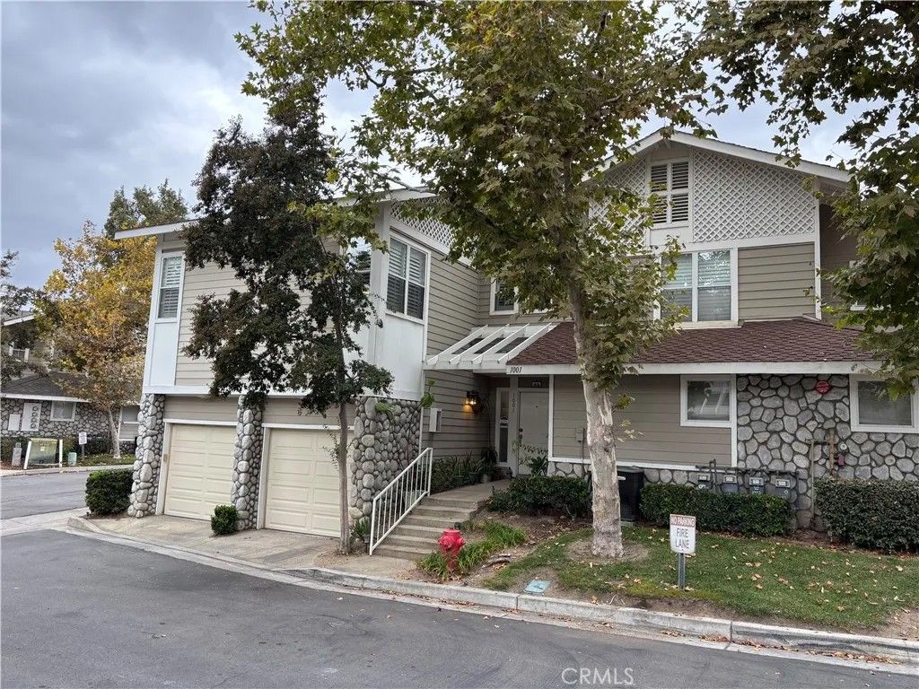 Photo of 1001 Chandler, San Bernardino, CA 92346 (MLS # IV25238883)