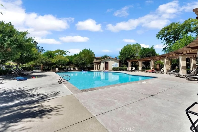 4244 Windspring