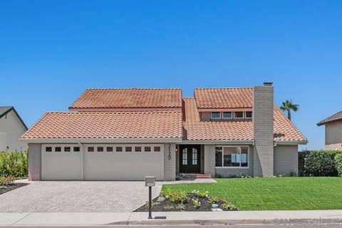 Photo of 2120 Pintoresco CT, Carlsbad, CA 92009 (MLS # 260020678)