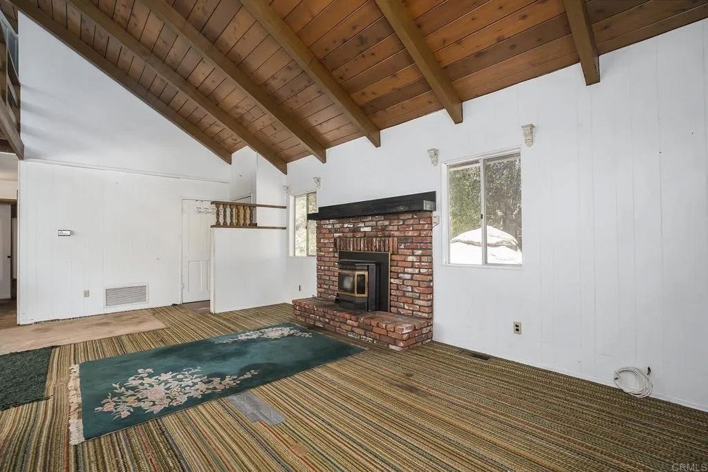 25077 MANZANITA LN