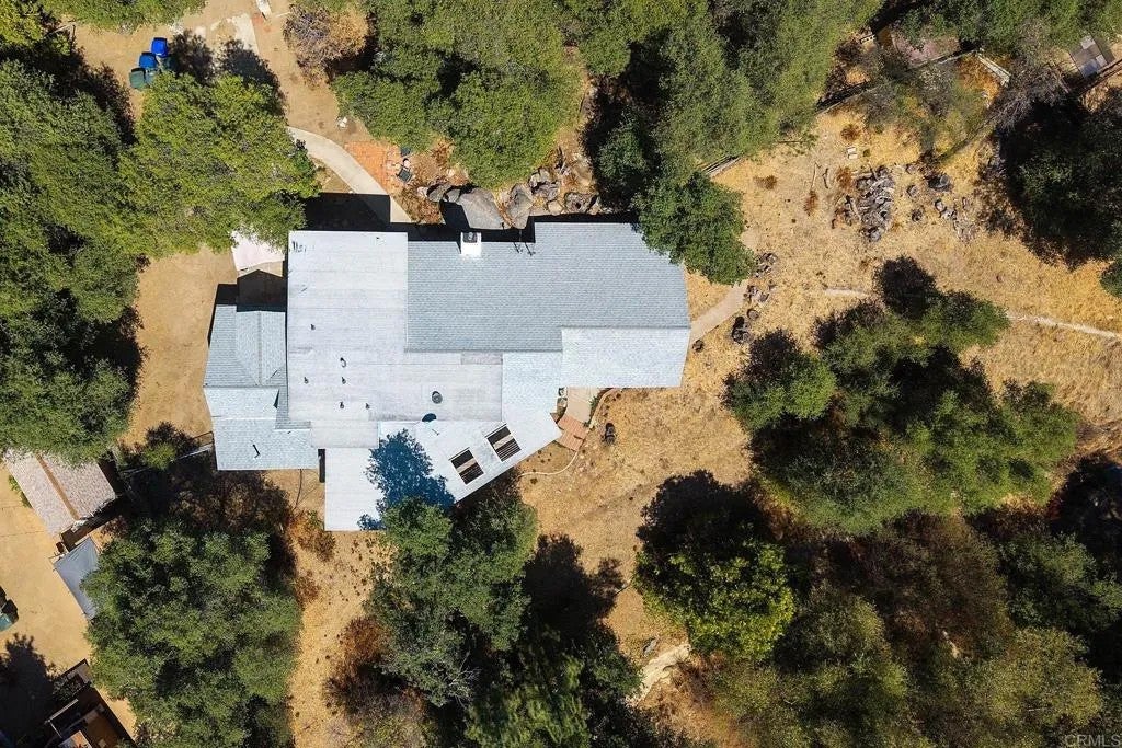25077 MANZANITA LN