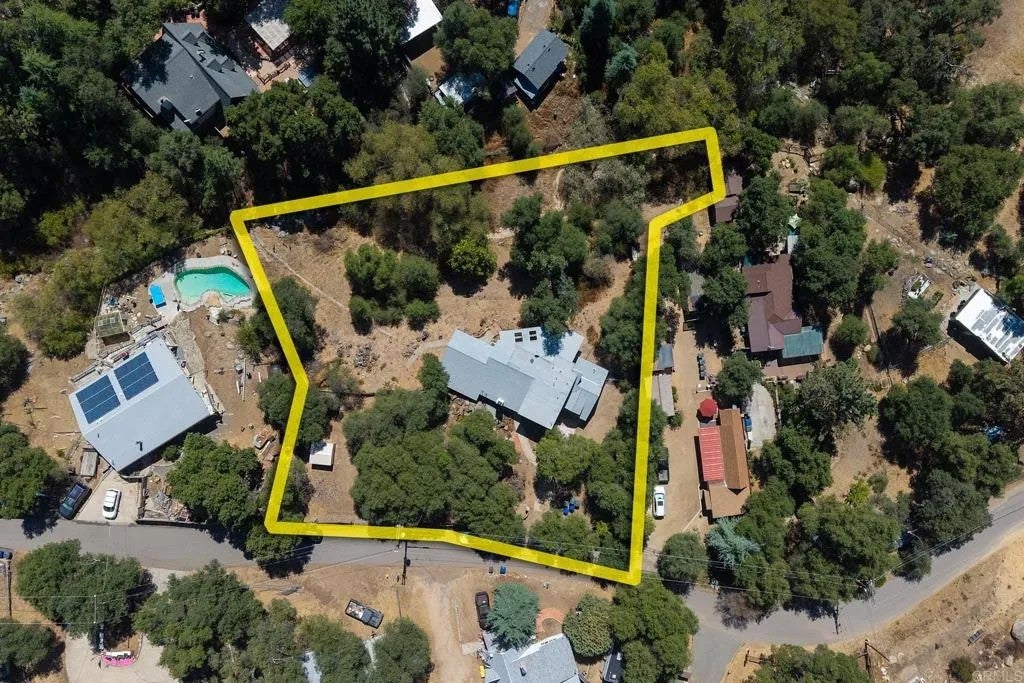 25077 MANZANITA LN