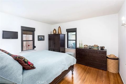 Tiny photo for 2431 S Holt Ave, Los Angeles, CA 90034 (MLS # SB25244058)