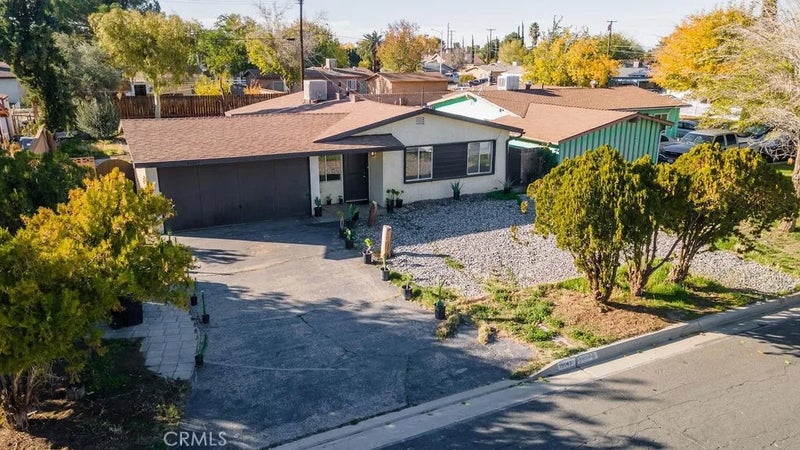 39543 Armfield Avenue