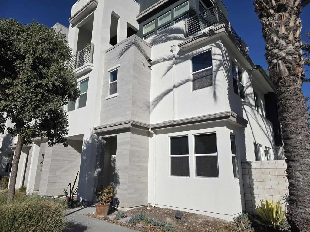 Photo of 2004 Quartet Loop Unit 1 Loop, Chula Vista, CA 91915 (MLS # PTP2509065)