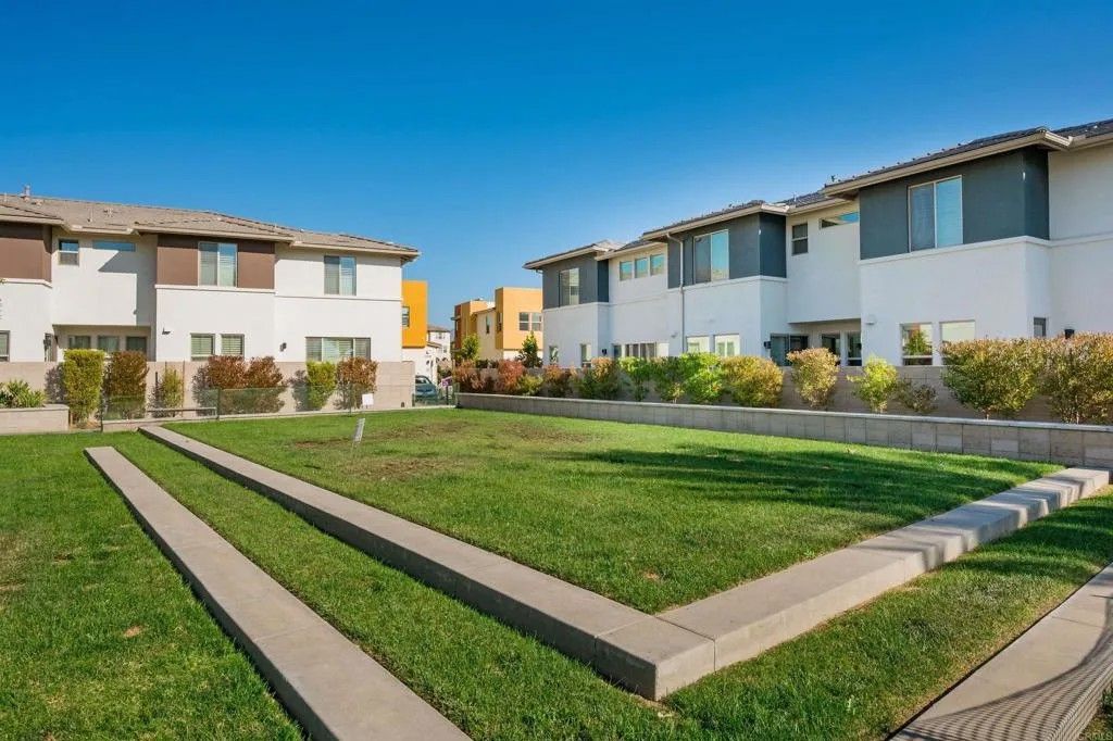 Photo of 2004 Quartet Loop Unit 1 Loop, Chula Vista, CA 91915 (MLS # PTP2509065)