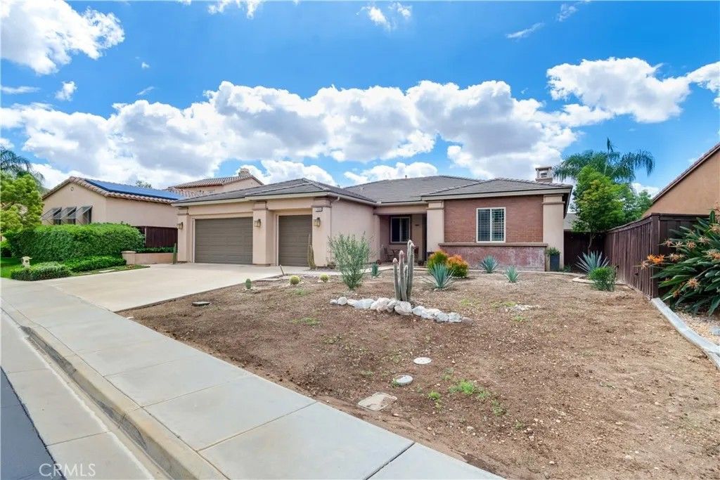 Photo of 13058 Wedges Dr, Beaumont, CA 92223 (MLS # SR26068100)