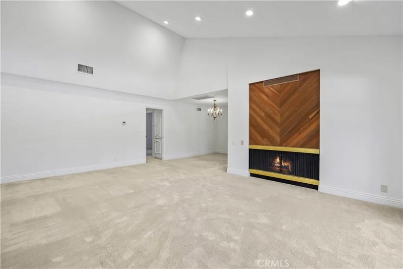 31584 Agoura 3