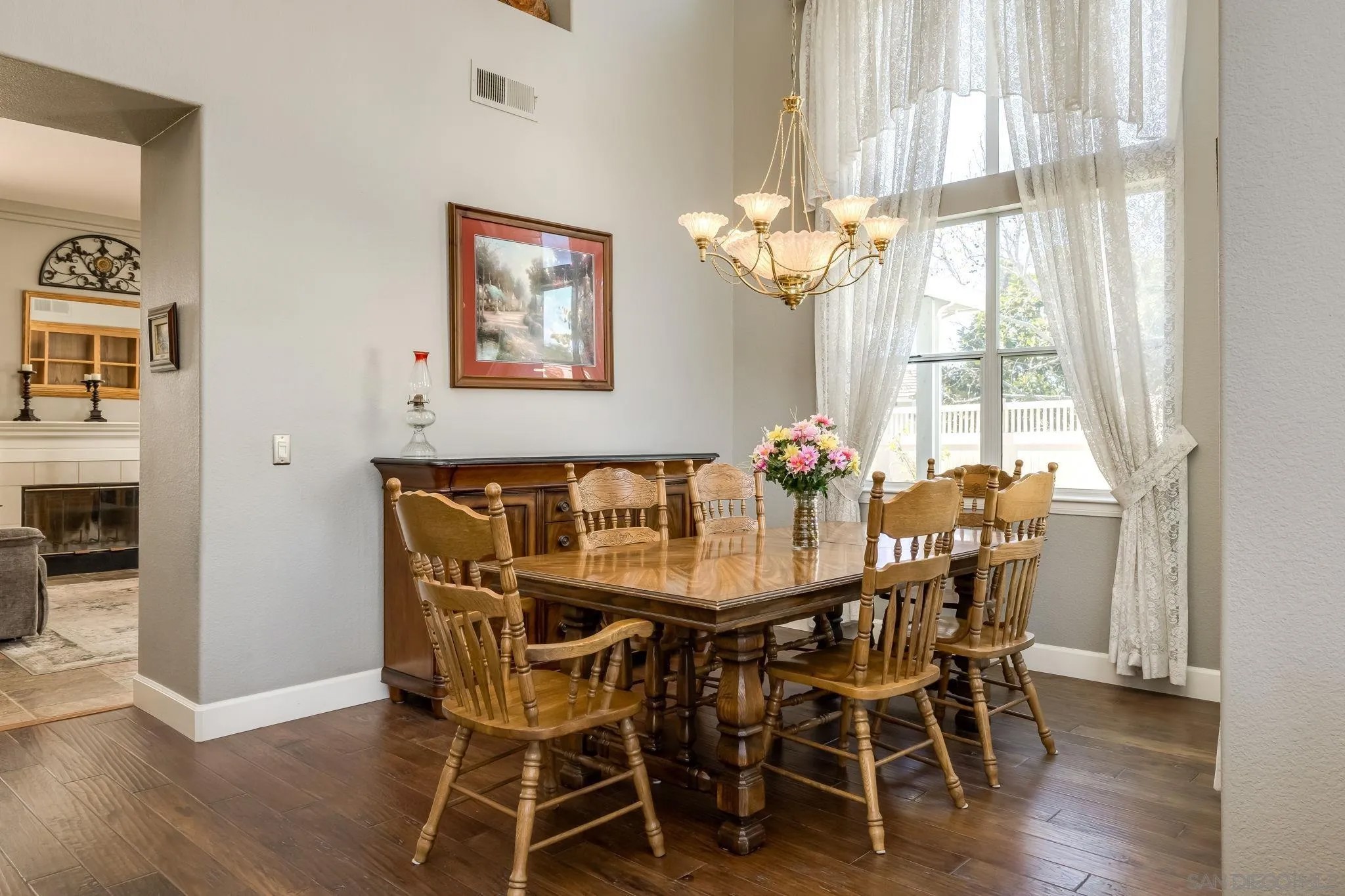 2018 Acacia Dr